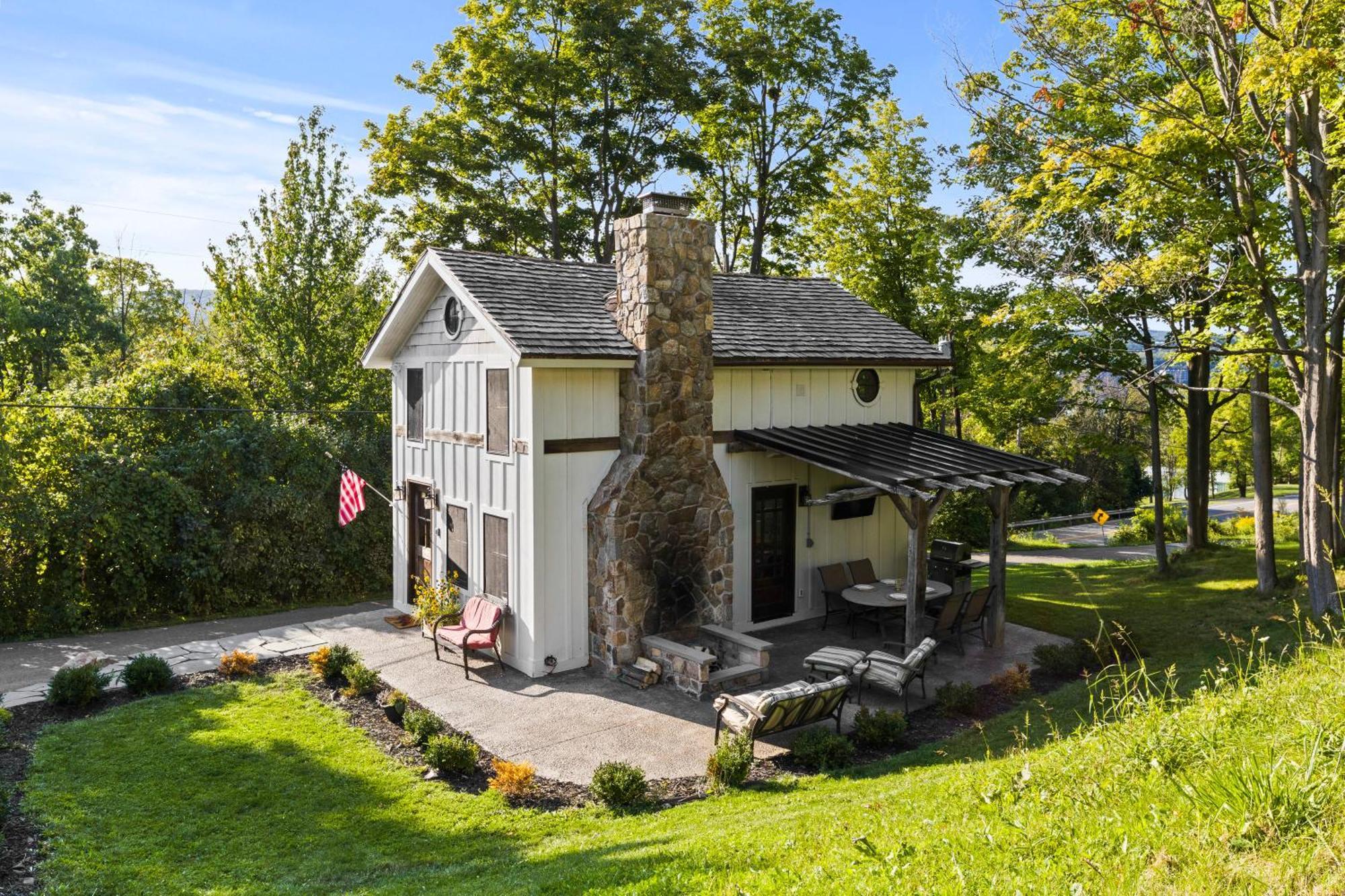 Cozy Two Bedroom Home On Canandaigua Lake Rushville Bagian luar foto