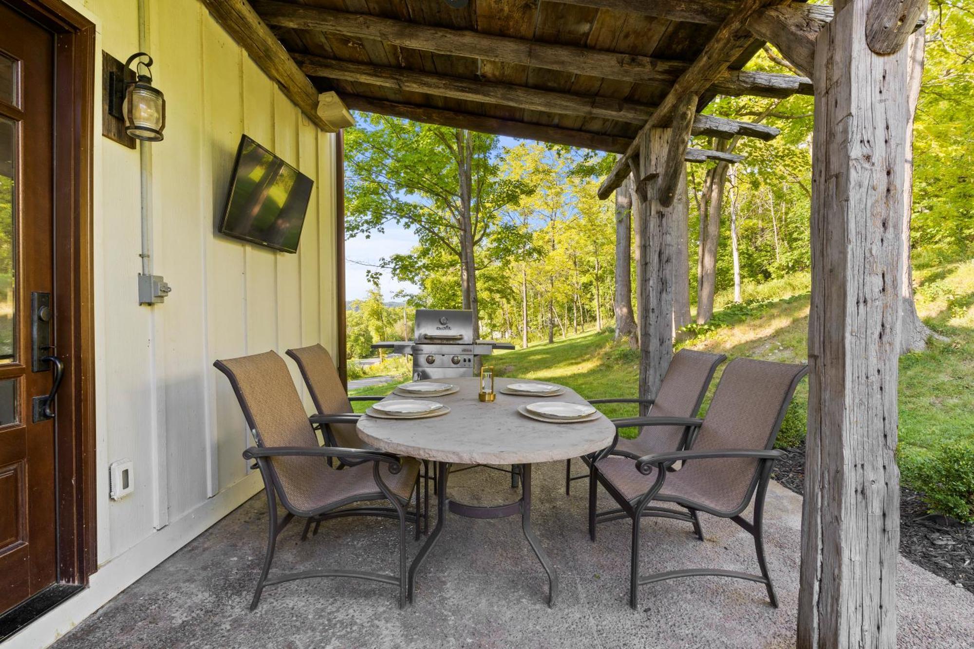Cozy Two Bedroom Home On Canandaigua Lake Rushville Bagian luar foto